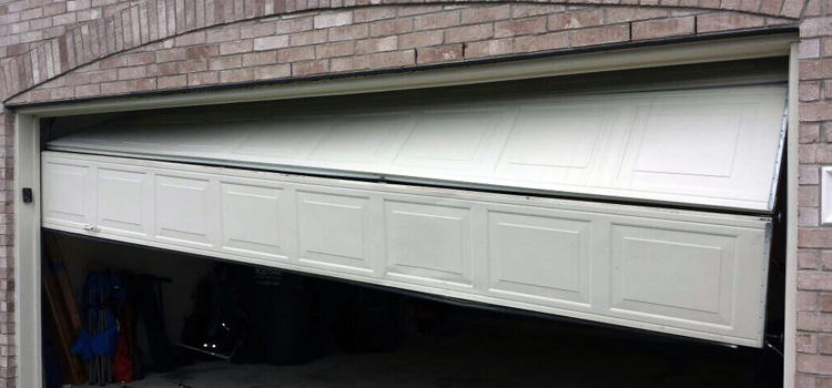 emergency door replacement Clayton
